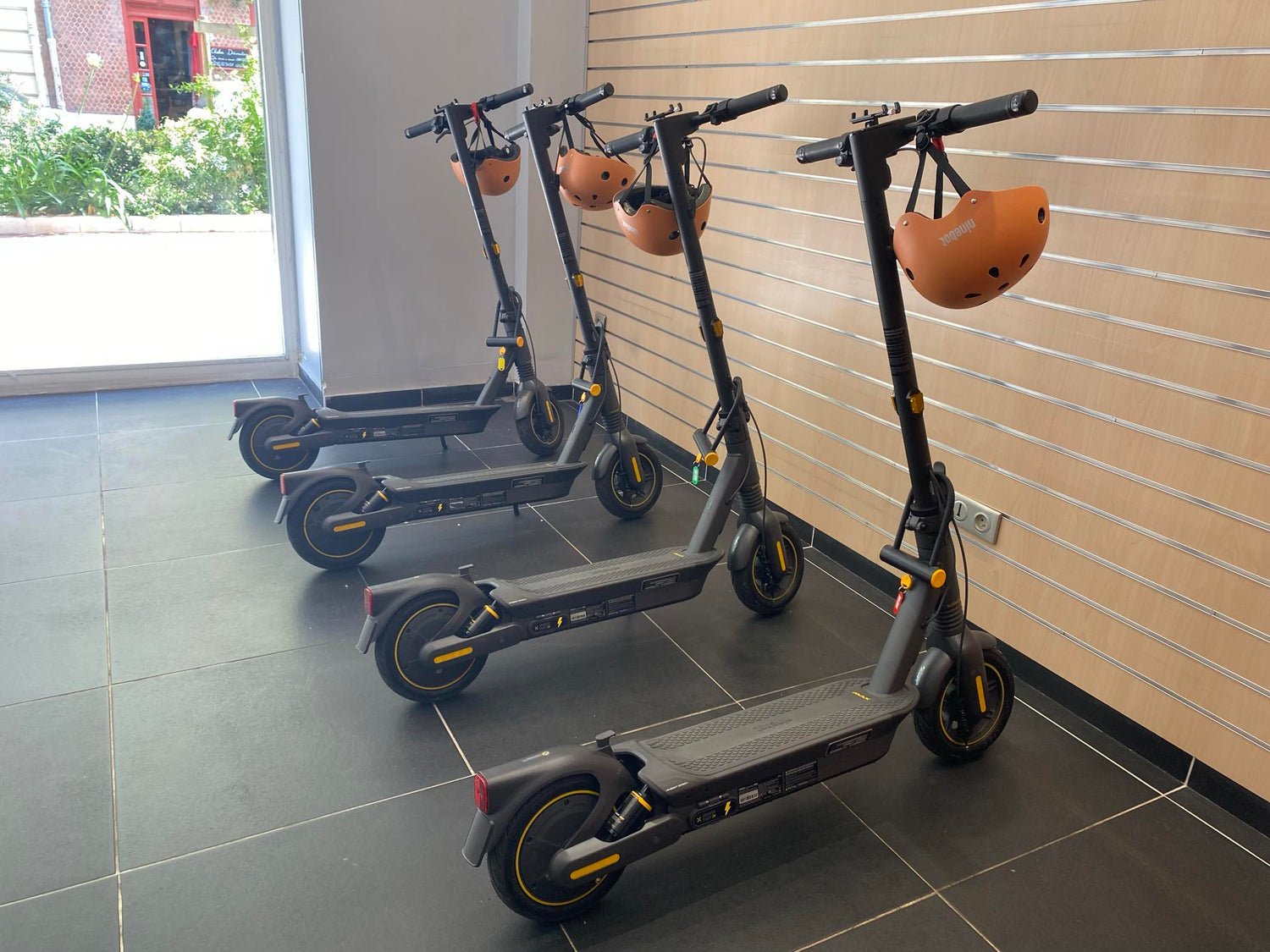 Trottinette électrique Nice Location à la semaine, long terme